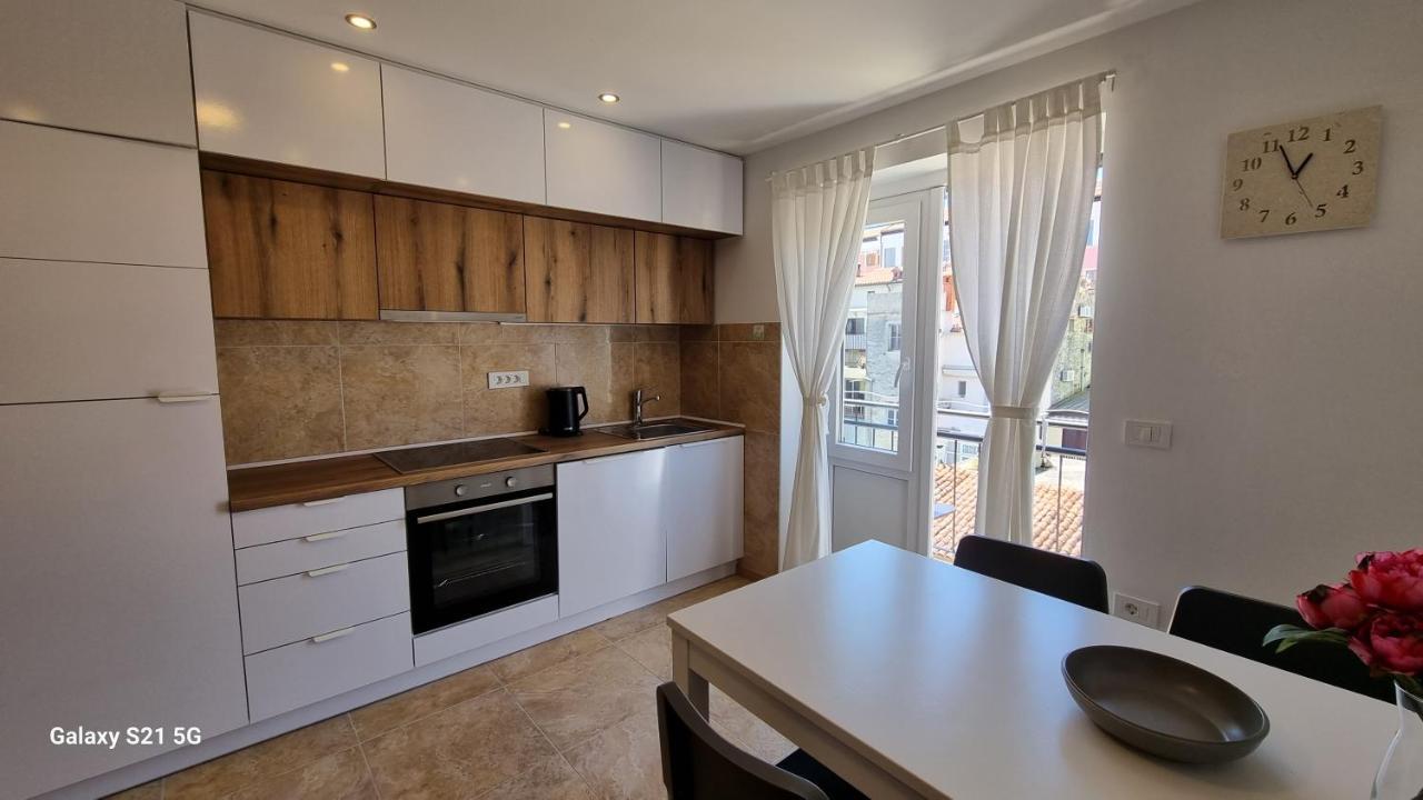 Apartment Rivarela Blu - Newly Renovated And Top Location Near Sea Novigrad Istria Eksteriør billede