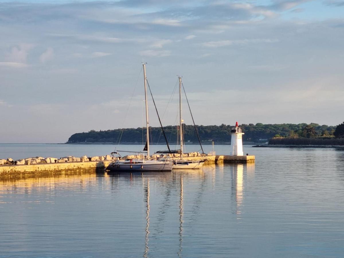 Apartment Rivarela Blu - Newly Renovated And Top Location Near Sea Novigrad Istria Eksteriør billede
