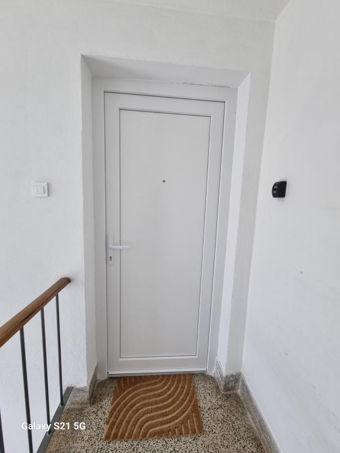 Apartment Rivarela Blu - Newly Renovated And Top Location Near Sea Novigrad Istria Eksteriør billede