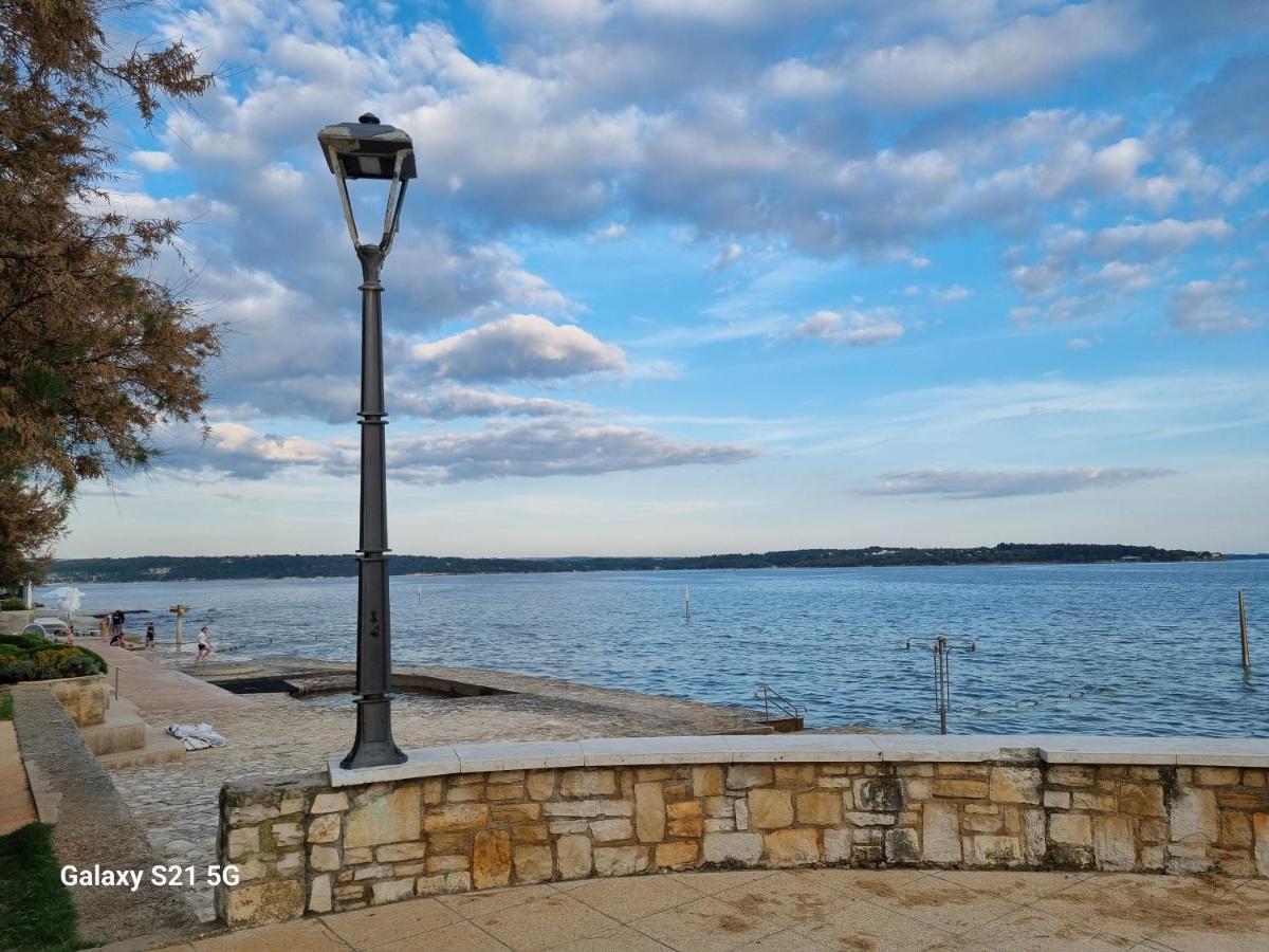 Apartment Rivarela Blu - Newly Renovated And Top Location Near Sea Novigrad Istria Eksteriør billede