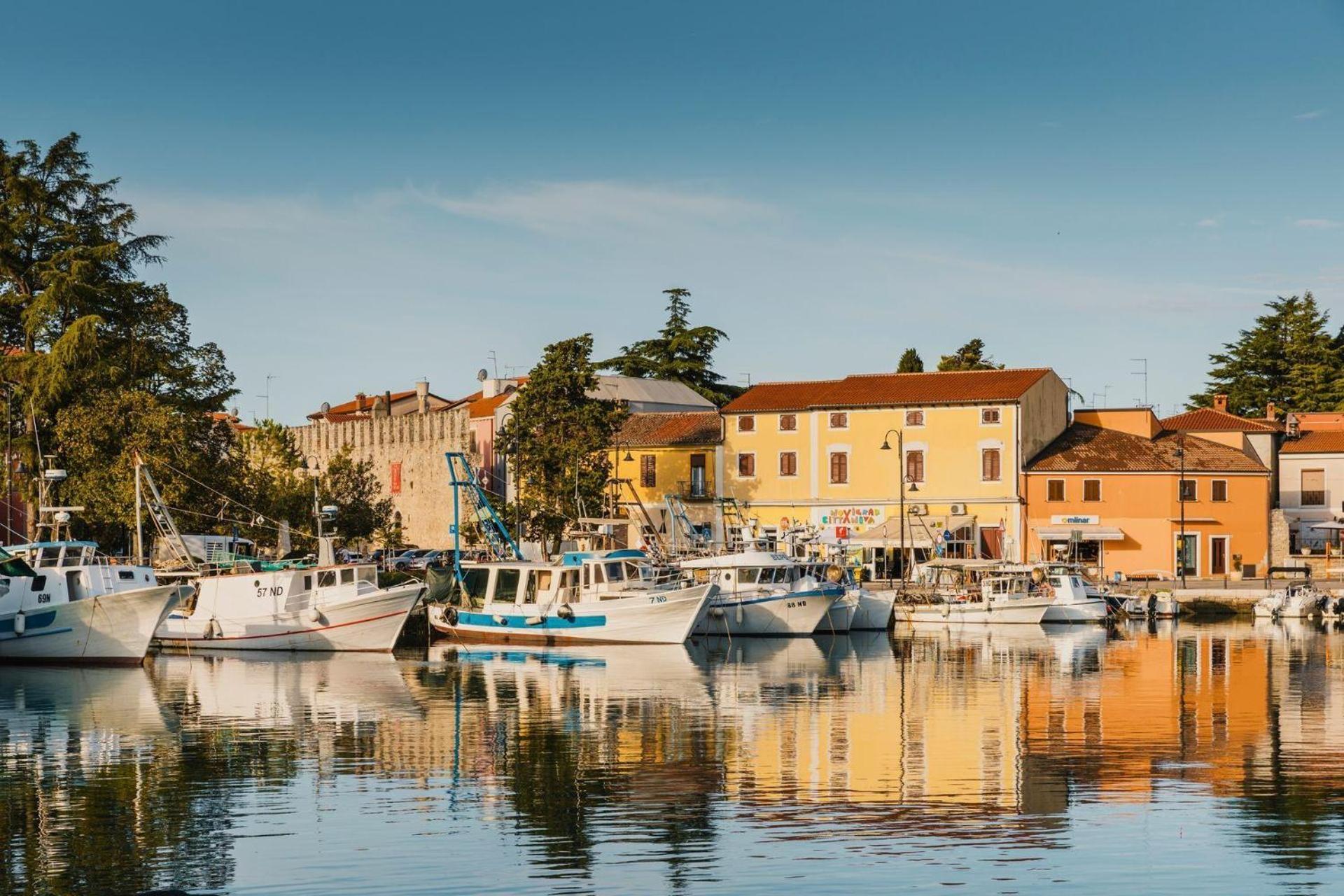 Apartment Rivarela Blu - Newly Renovated And Top Location Near Sea Novigrad Istria Eksteriør billede